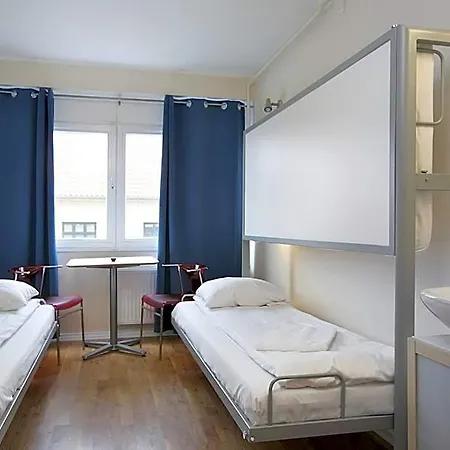 Hotel Copenhagen מלון 2*